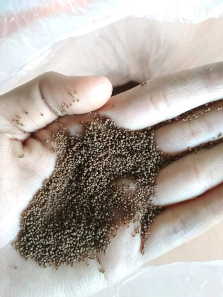 Pilih Pelet Terapung untuk Memudahkan Kontrol Pemberian Pakan